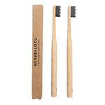 Brosse à dent en bambou, 4 pièces avec étui en carton recyclable - Vignette | L&#39;effet Papillon